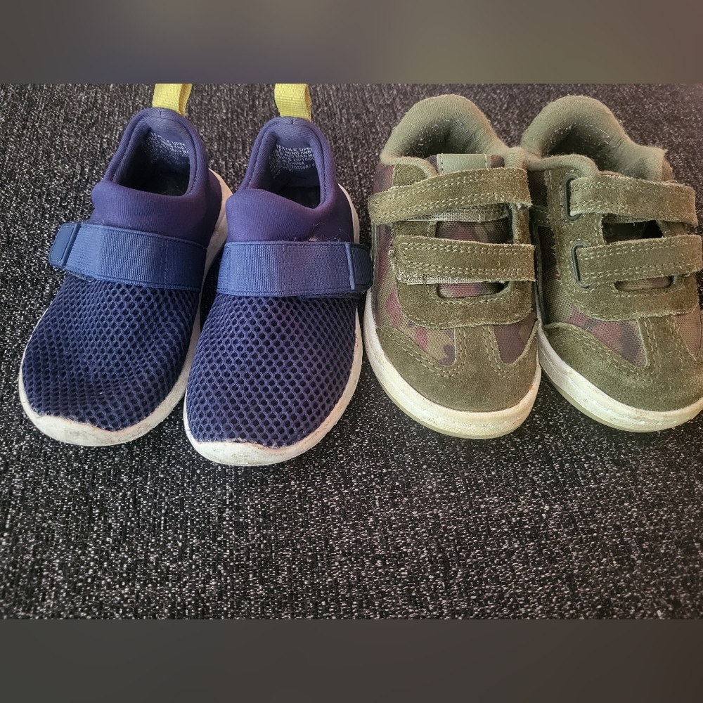 Boys size 6 shoes. Bundle.